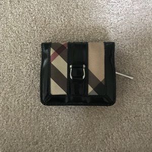 Burberry Women’s Wallet